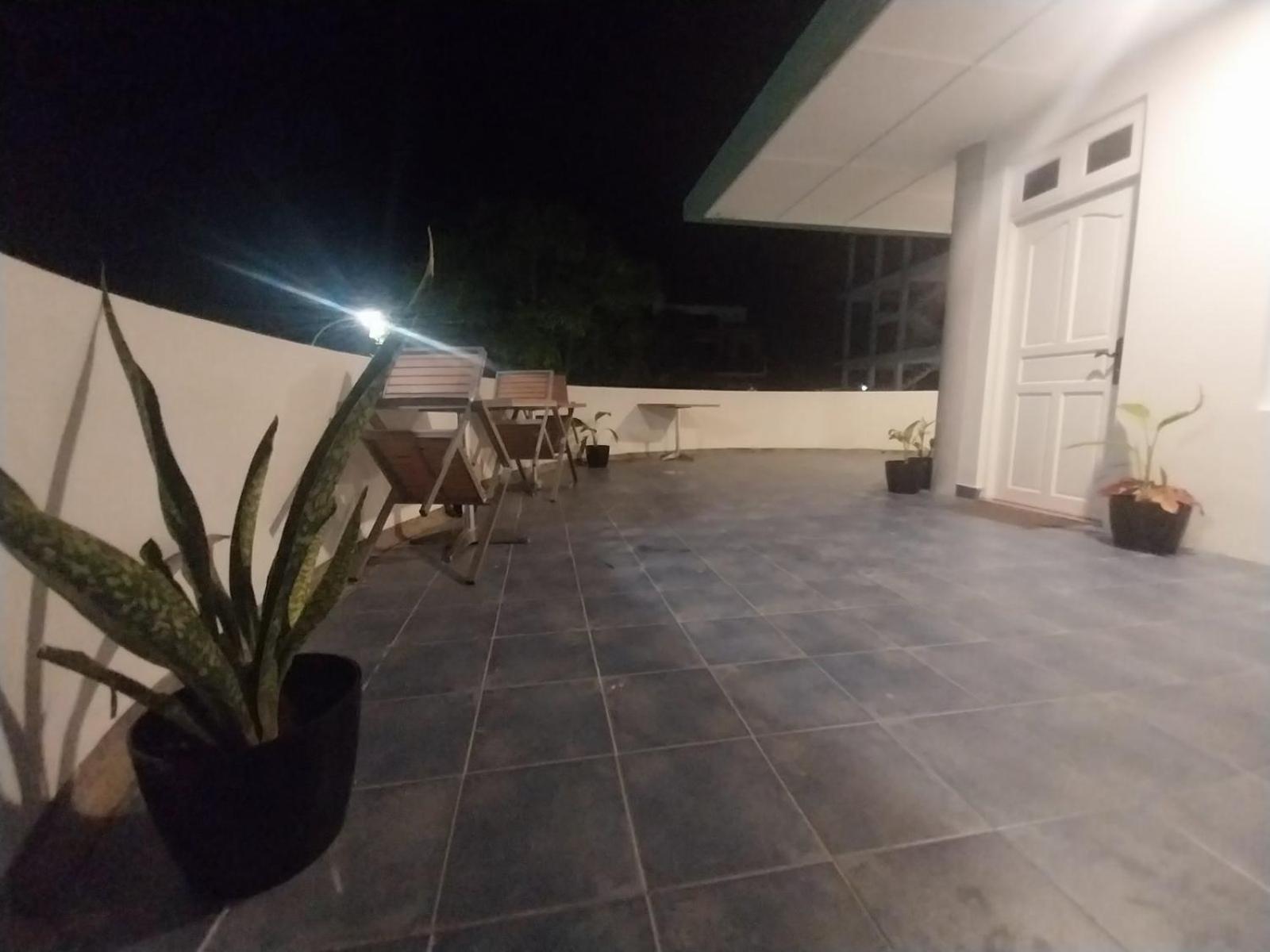 Clove Beach Addu City Bagian luar foto
